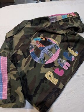 Patchwork Peace Camo Jacket - Multicolor Appliqué